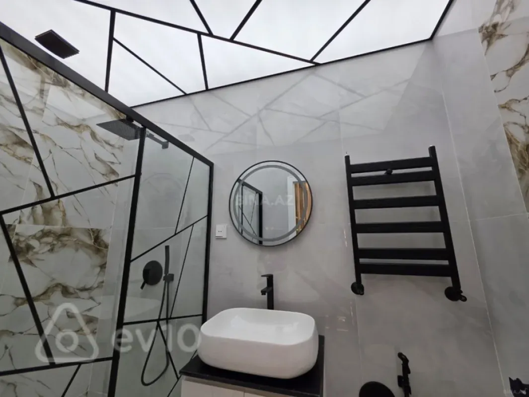 Kirayə verilir 2 otaqlı yeni tikili 70 m²