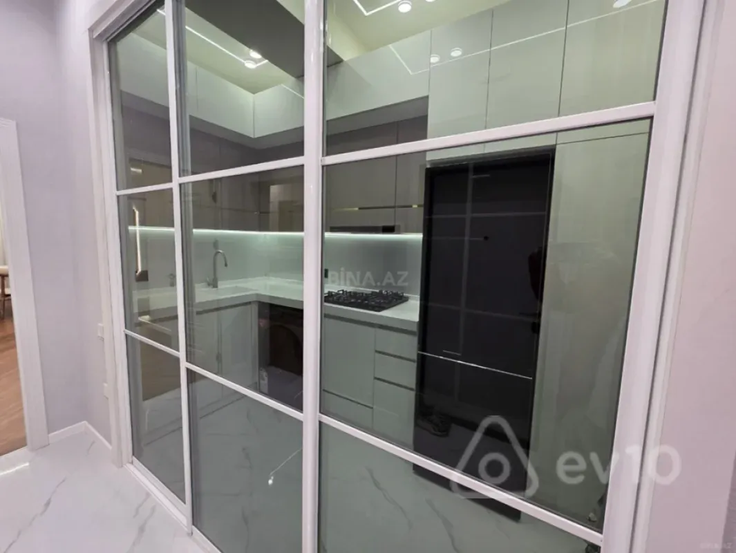 Kirayə verilir 2 otaqlı yeni tikili 70 m²