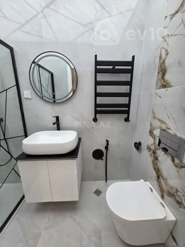 Kirayə verilir 2 otaqlı yeni tikili 70 m²