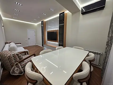 Kirayə verilir 2 otaqlı yeni tikili 70 m²
