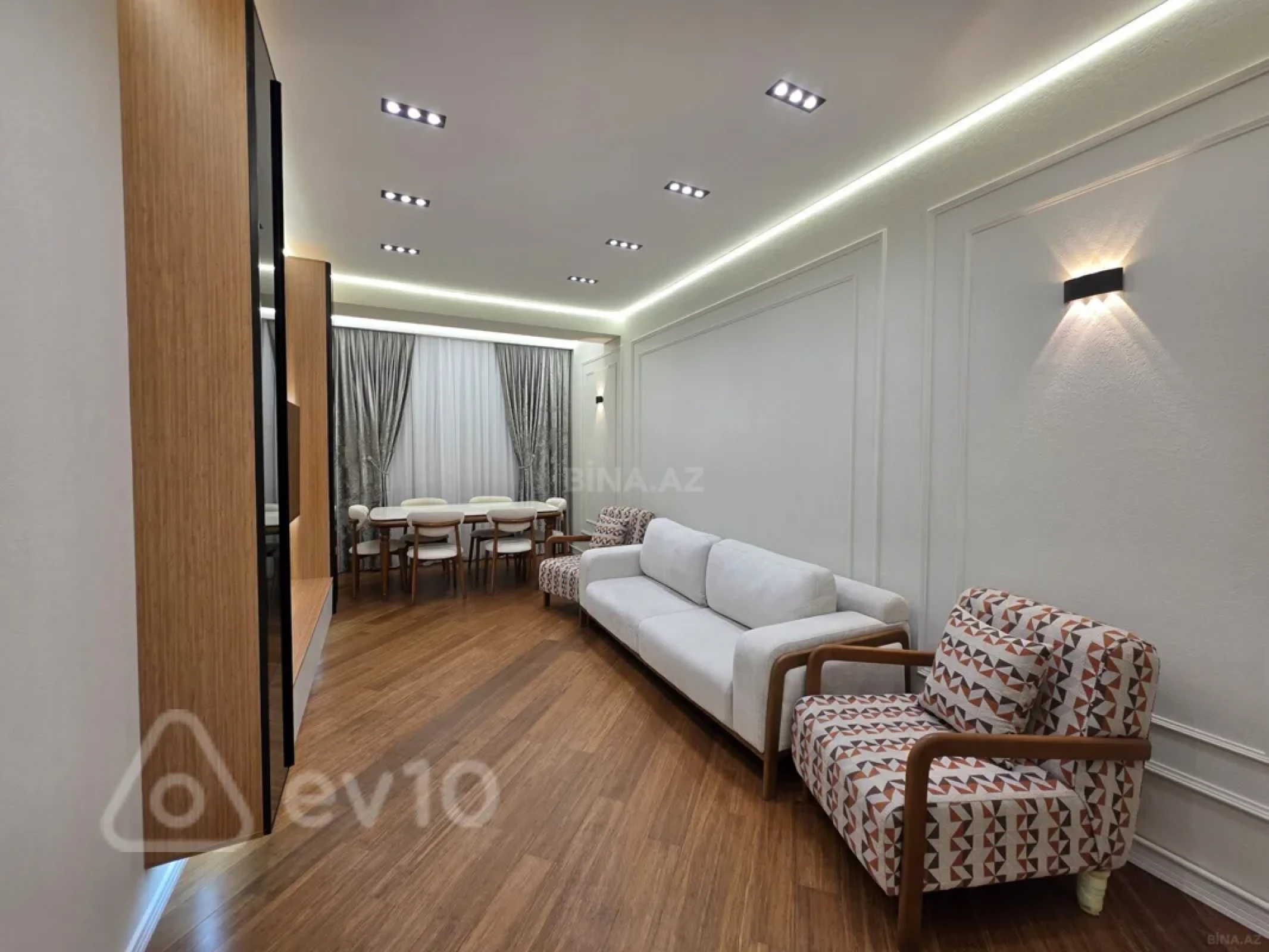 Kirayə verilir 2 otaqlı yeni tikili 70 m²