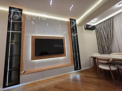 Kirayə verilir 2 otaqlı yeni tikili 70 m²