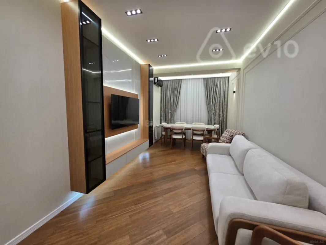 Kirayə verilir 2 otaqlı yeni tikili 70 m²