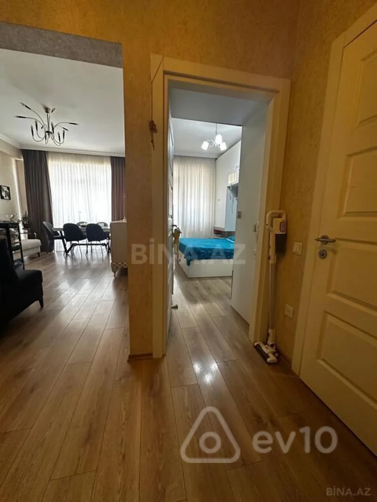 Kirayə verilir 2 otaqlı yeni tikili 60 m²