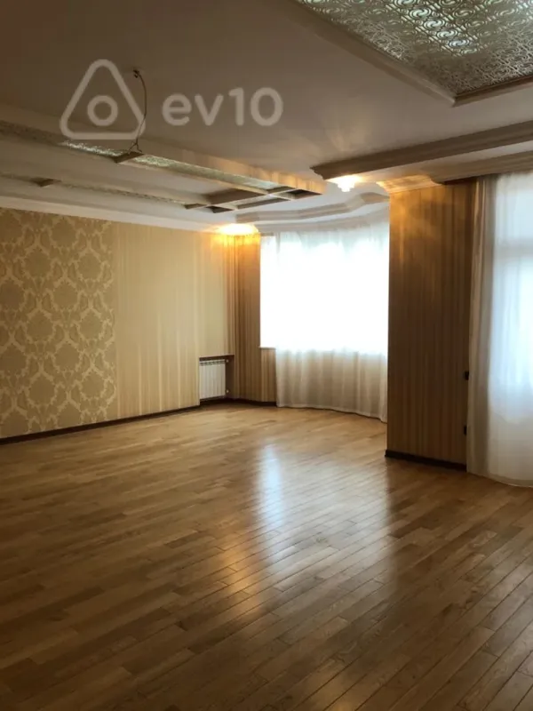 Satılır 5 otaqlı yeni tikili 286 m²