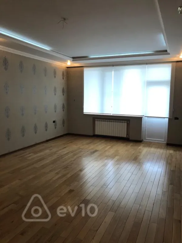 Satılır 5 otaqlı yeni tikili 286 m²
