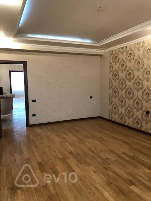 Satılır 5 otaqlı yeni tikili 286 m²