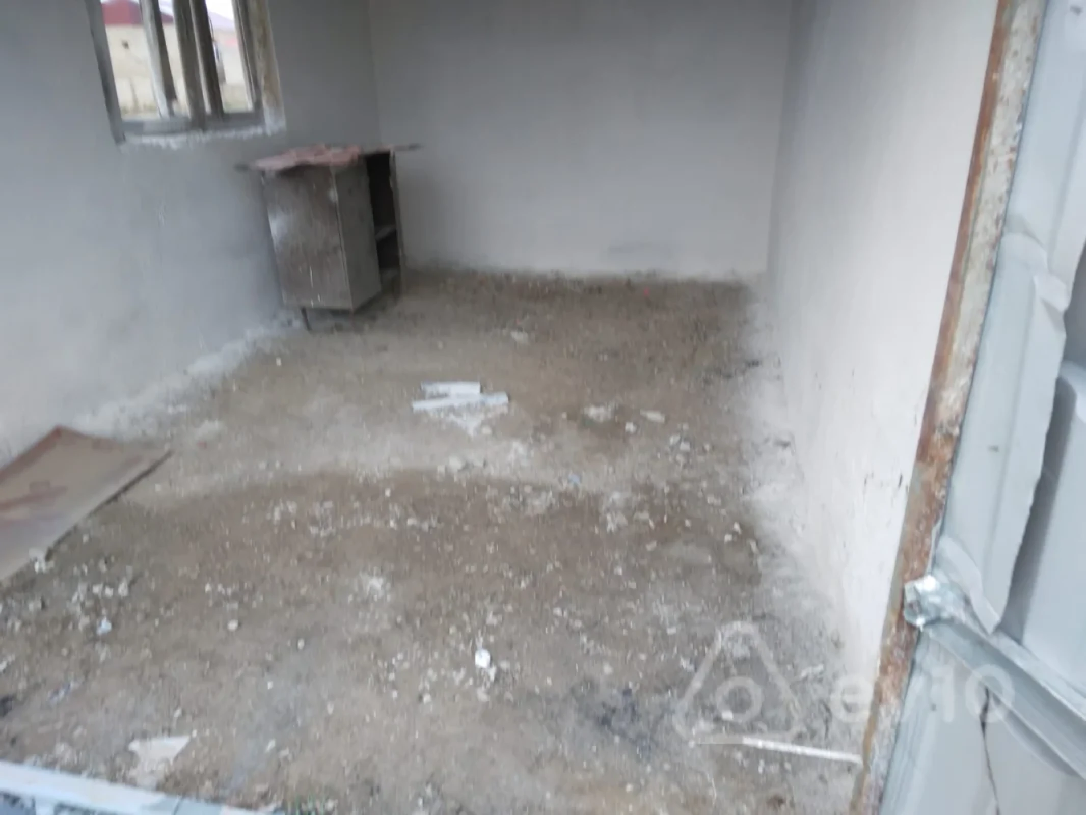 Kirayə verilir mənzil 150 m²