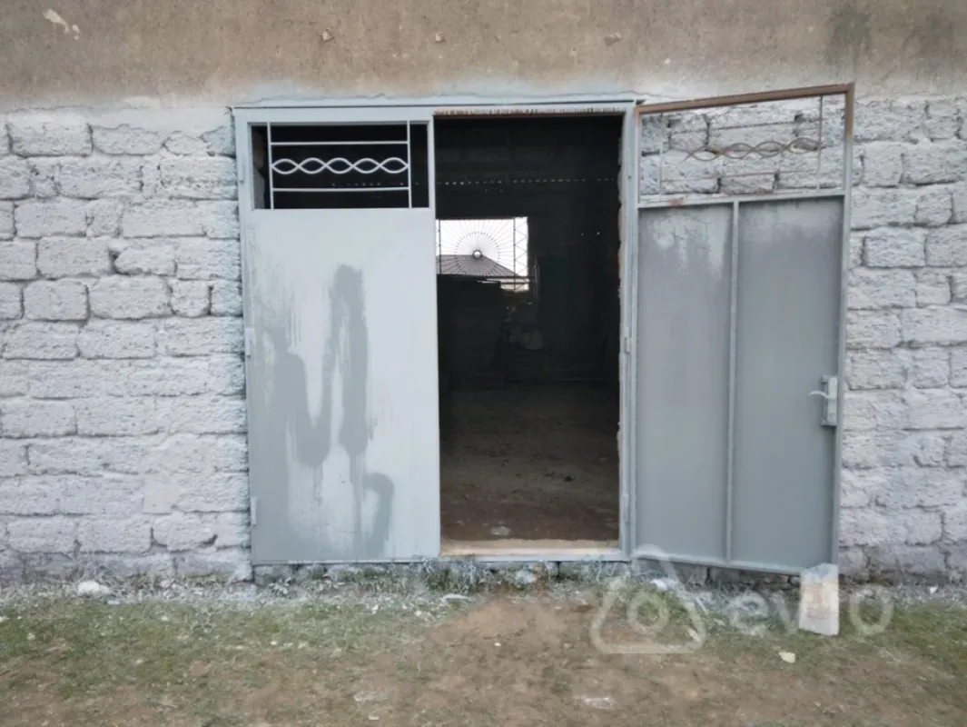 Kirayə verilir mənzil 150 m²