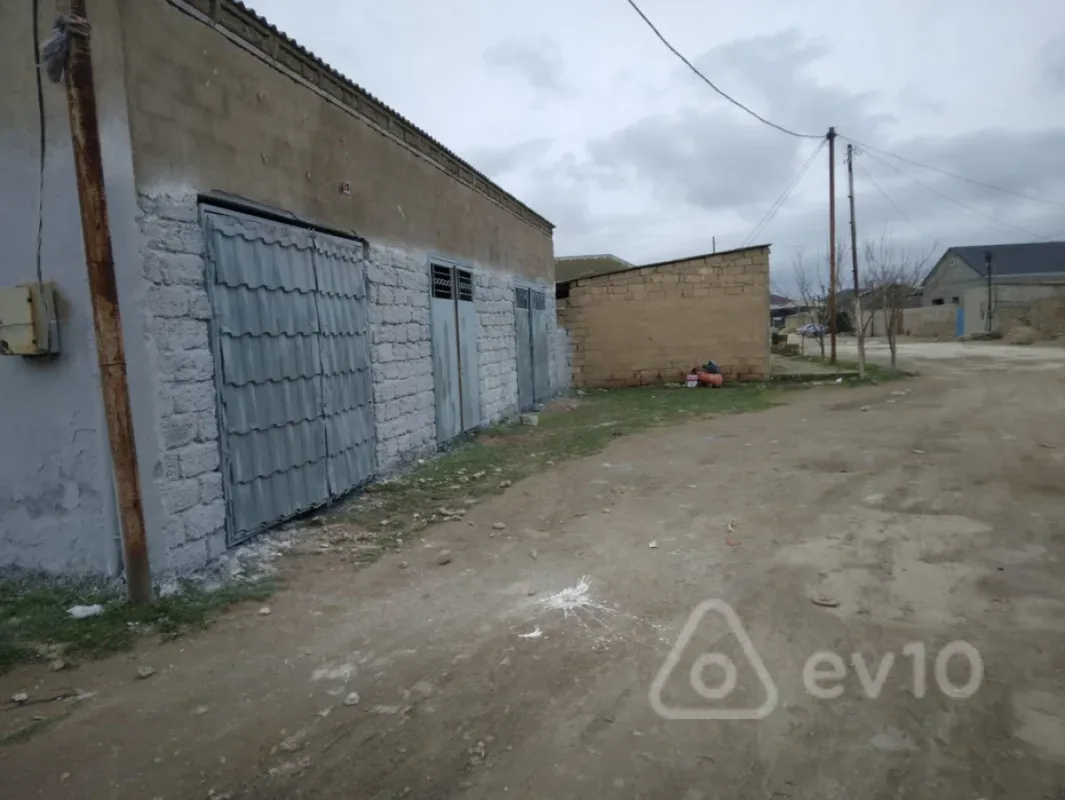 Kirayə verilir mənzil 150 m²