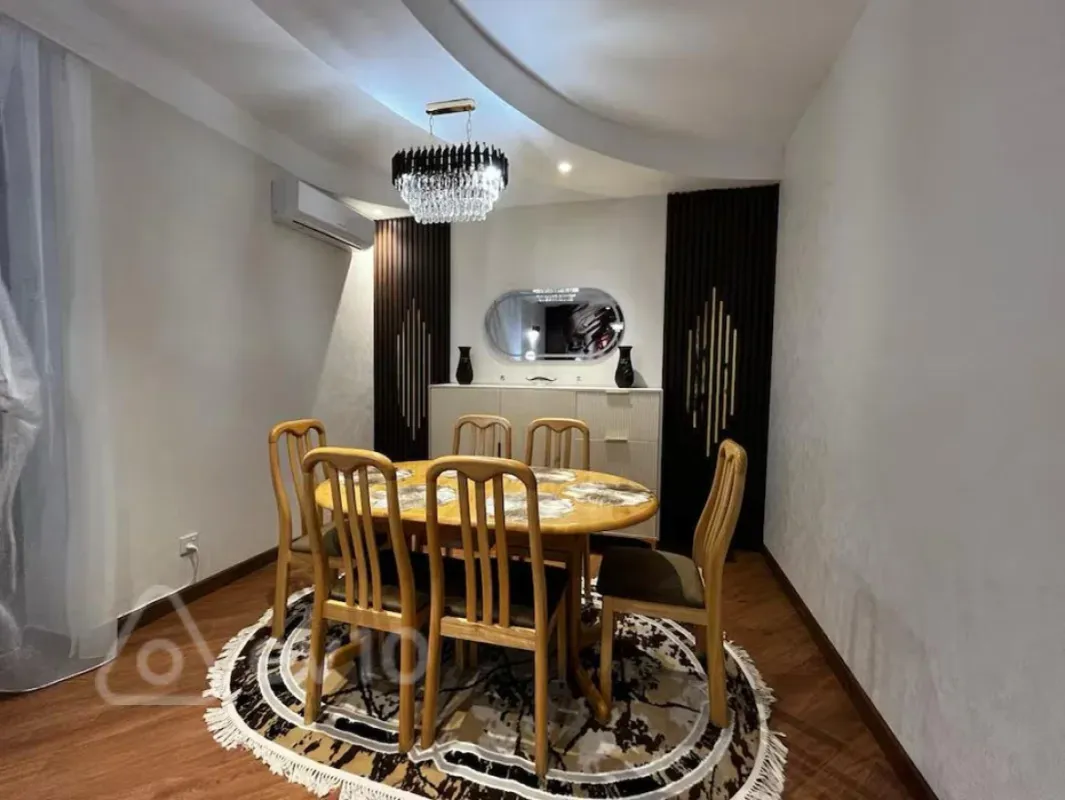 Kirayə verilir 3 otaqlı köhnə tikili 80 m²