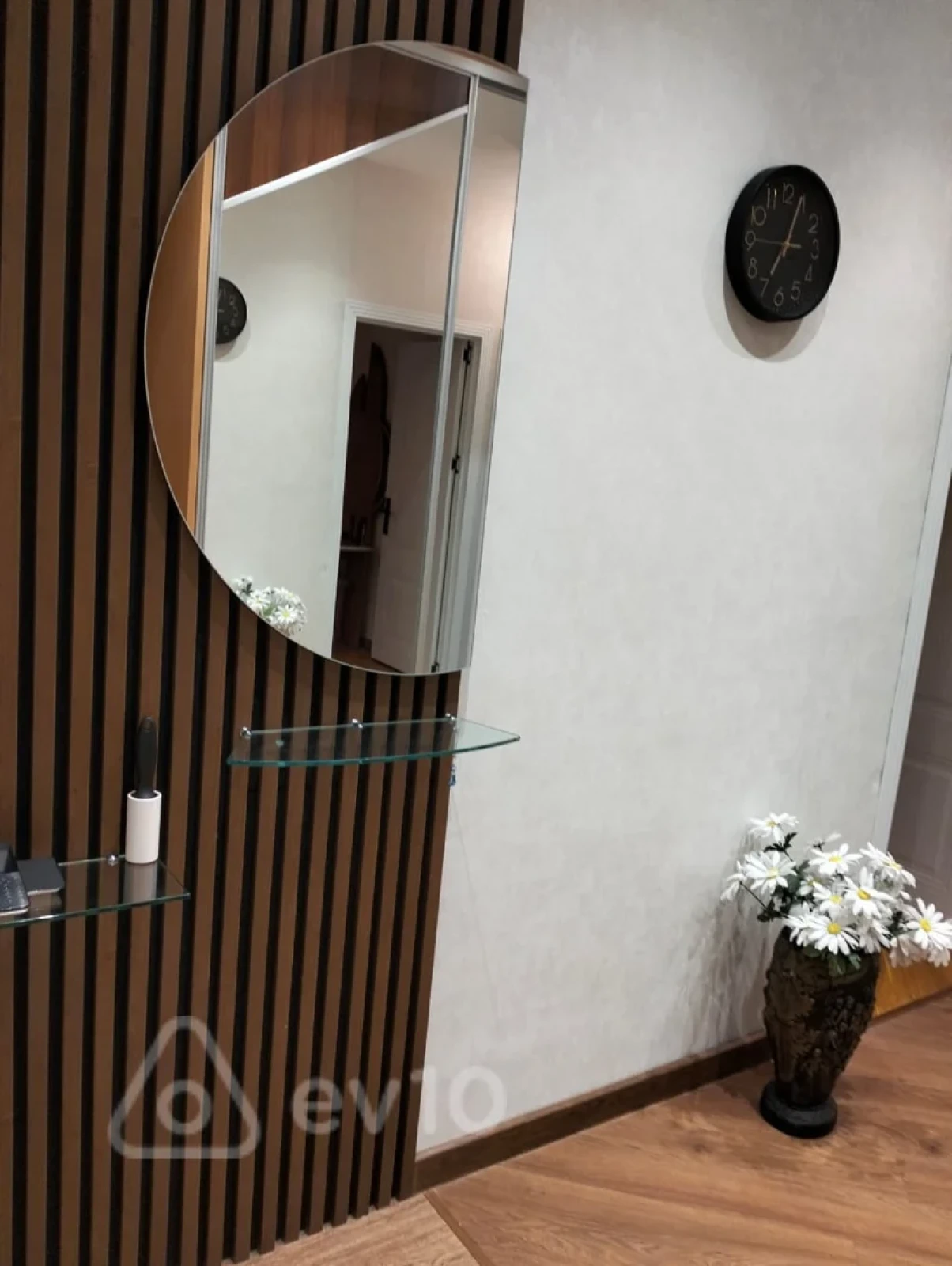 Kirayə verilir 3 otaqlı köhnə tikili 80 m²