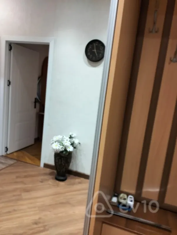 Kirayə verilir 3 otaqlı köhnə tikili 80 m²