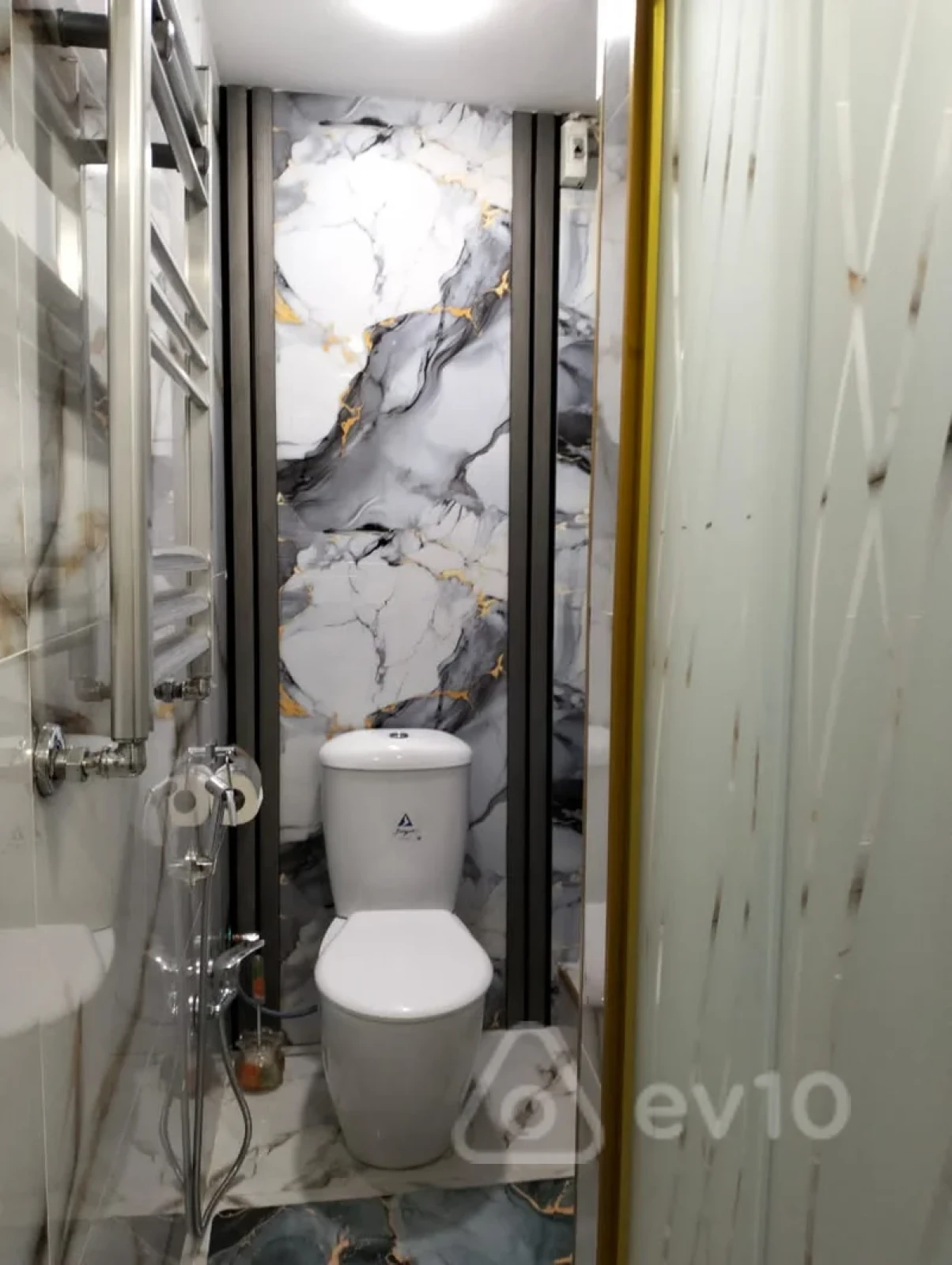 Kirayə verilir 3 otaqlı köhnə tikili 80 m²