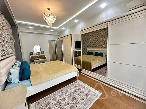 Kirayə verilir 3 otaqlı yeni tikili 170 m²