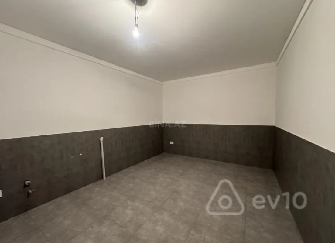 Satılır 8 otaqlı həyət evi 369.6 m²