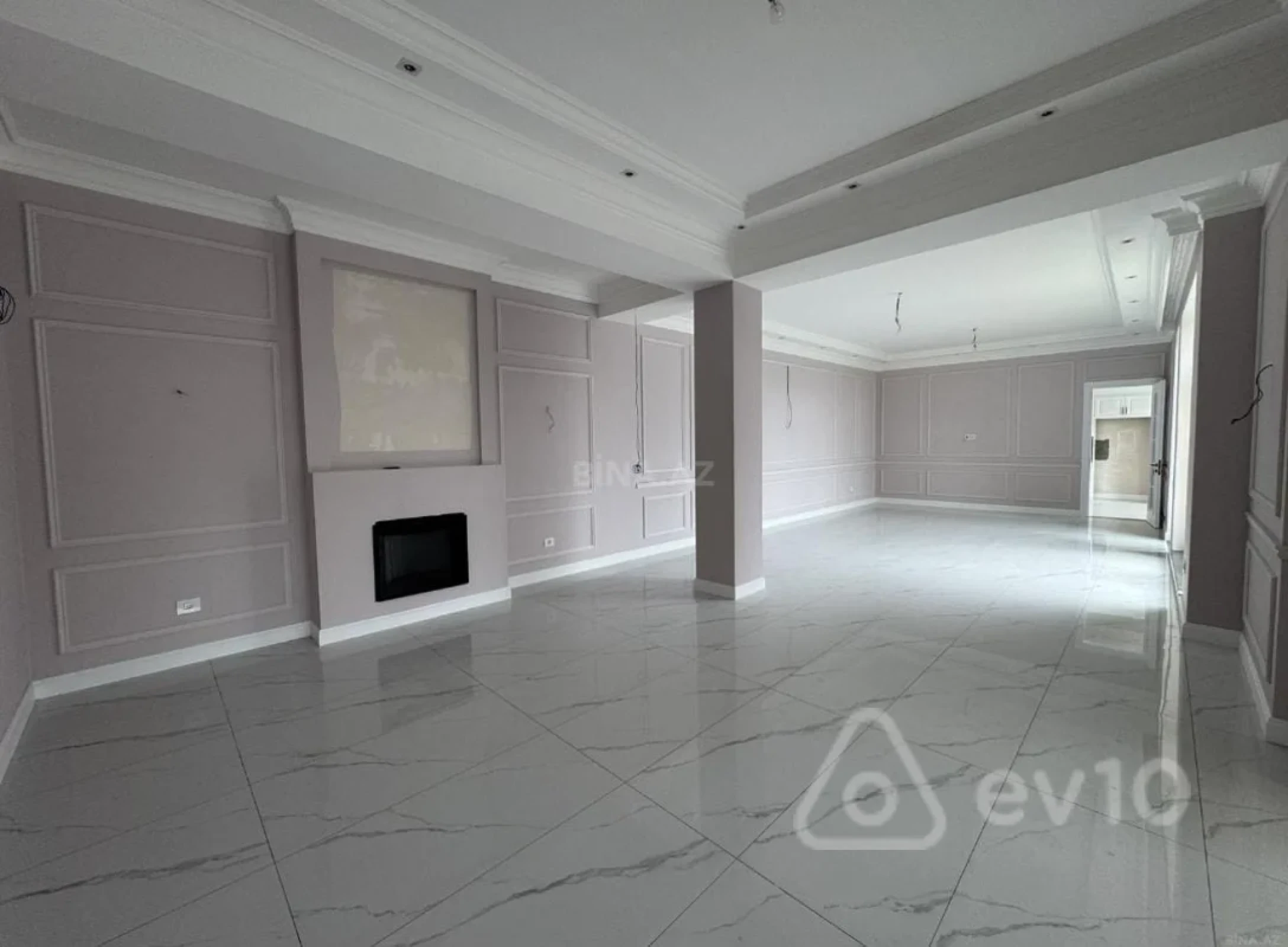 Satılır 8 otaqlı həyət evi 369.6 m²