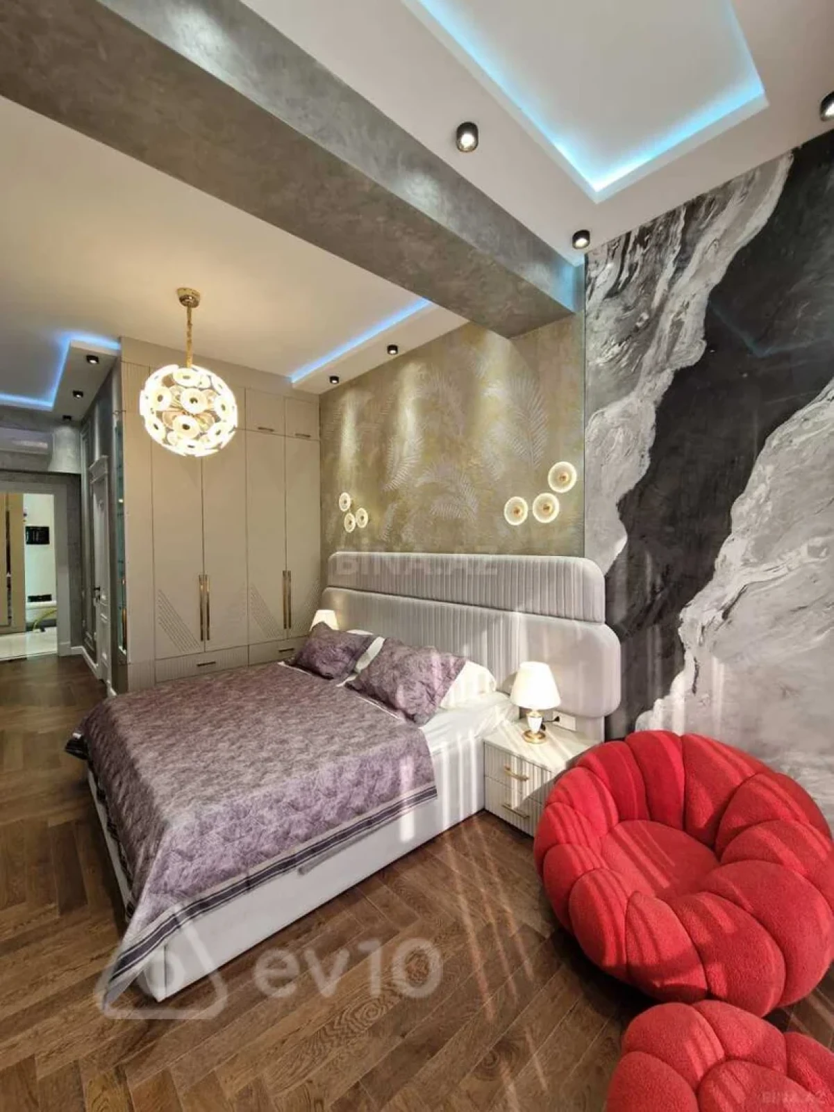 Kirayə verilir 4 otaqlı yeni tikili 191 m²