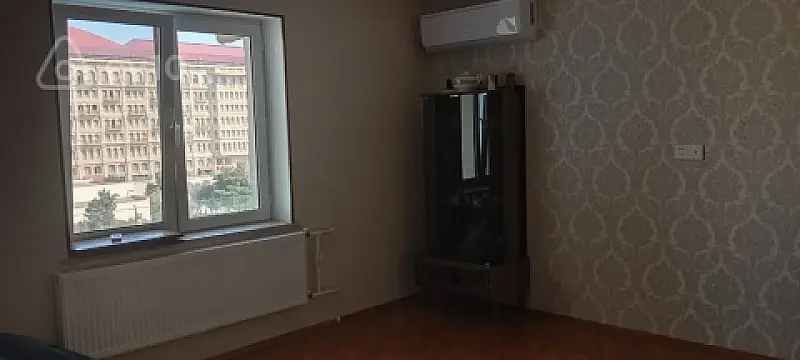 Kirayə verilir 3 otaqlı köhnə tikili 90 m² — Bakı, Xətai 3 otaq 90.00 m²