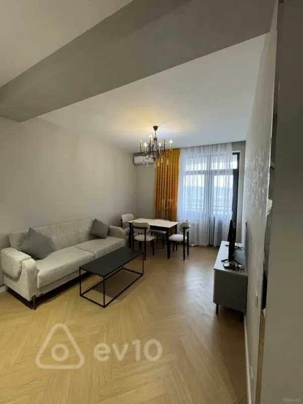 Kirayə verilir 2 otaqlı yeni tikili 70 m²