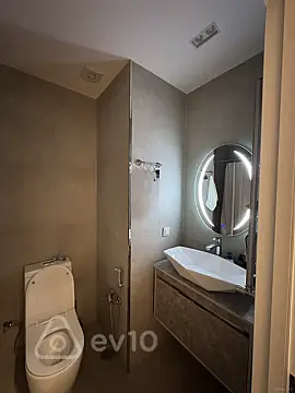 Kirayə verilir 2 otaqlı yeni tikili 70 m²