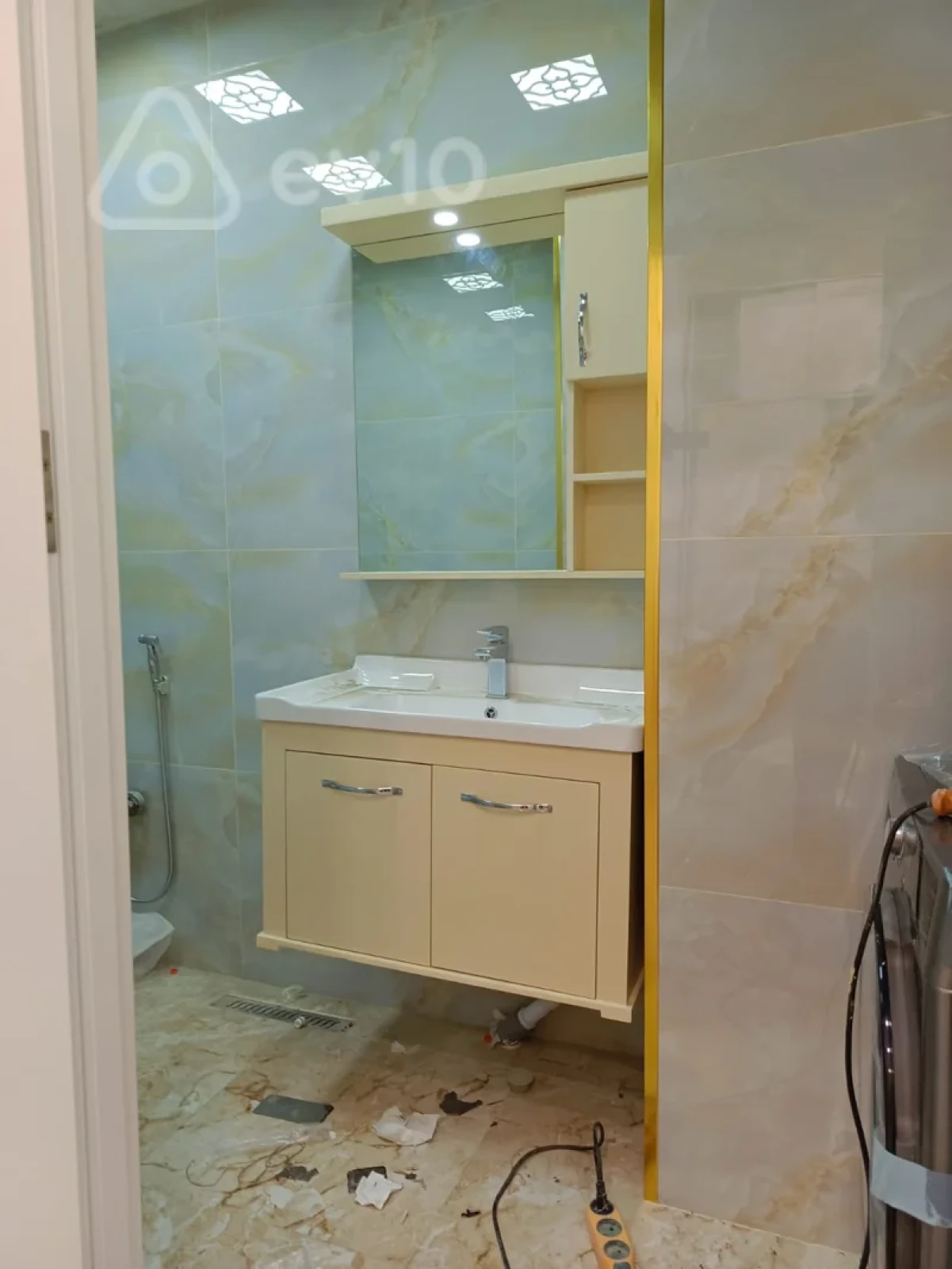 Kirayə verilir 1 otaqlı yeni tikili 35 m²