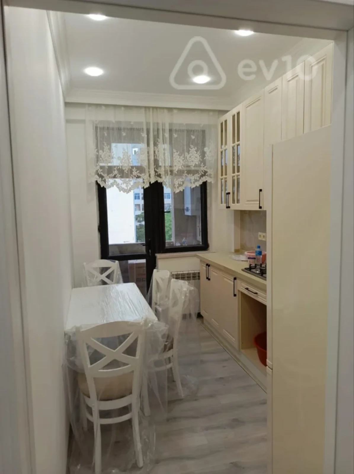 Kirayə verilir 1 otaqlı yeni tikili 35 m²