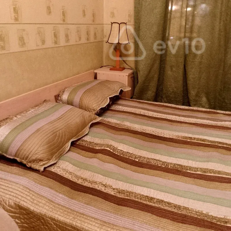 Kirayə verilir 1 otaqlı köhnə tikili 60 m²