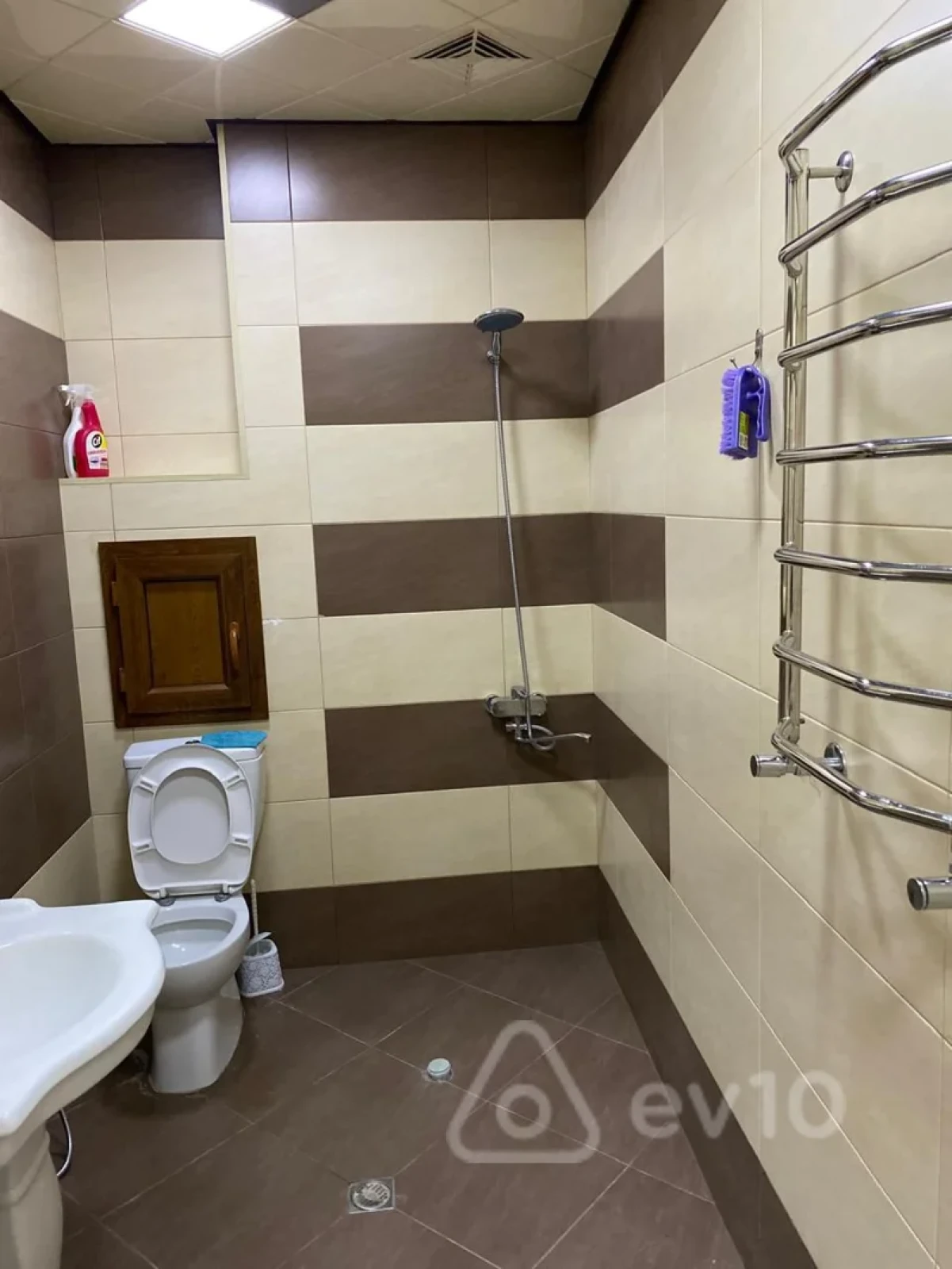 Kirayə verilir 2 otaqlı yeni tikili 70 m²