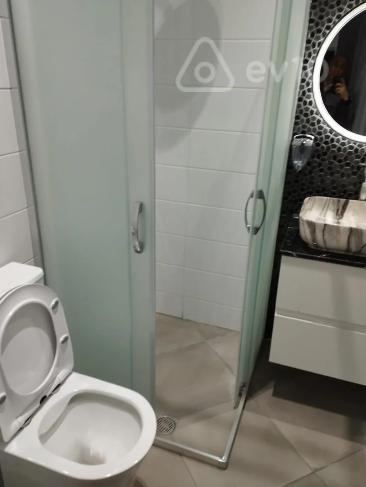 Kirayə verilir 3 otaqlı ofis 160 m²