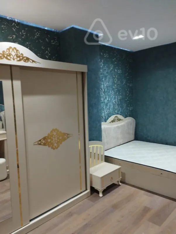 Kirayə verilir 3 otaqlı ofis 160 m²