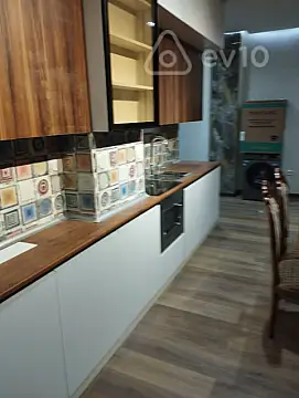 Kirayə verilir 3 otaqlı ofis 160 m²