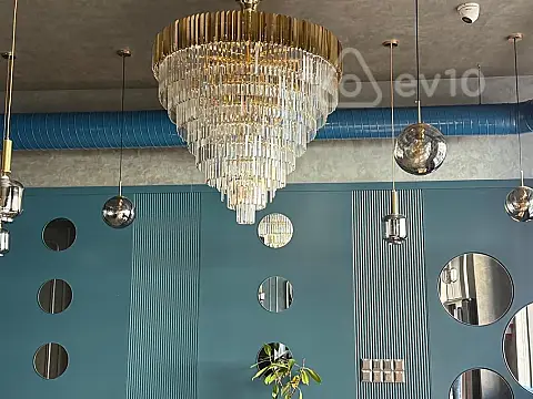 Kirayə verilir mənzil 200 m²