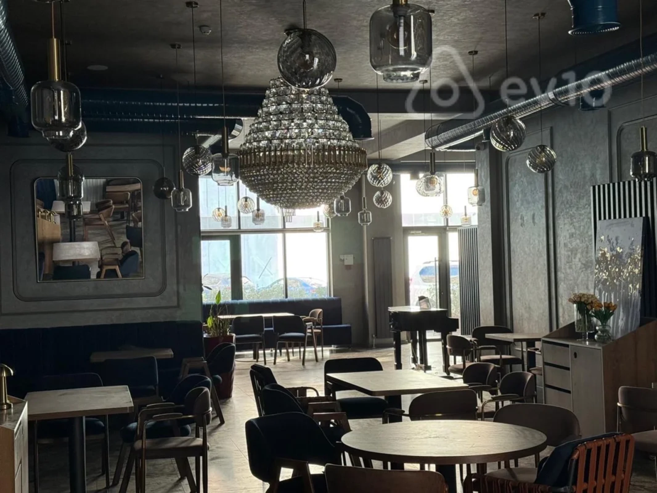 Kirayə verilir mənzil 200 m²