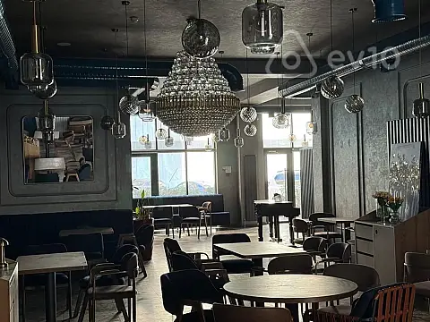 Kirayə verilir mənzil 200 m²