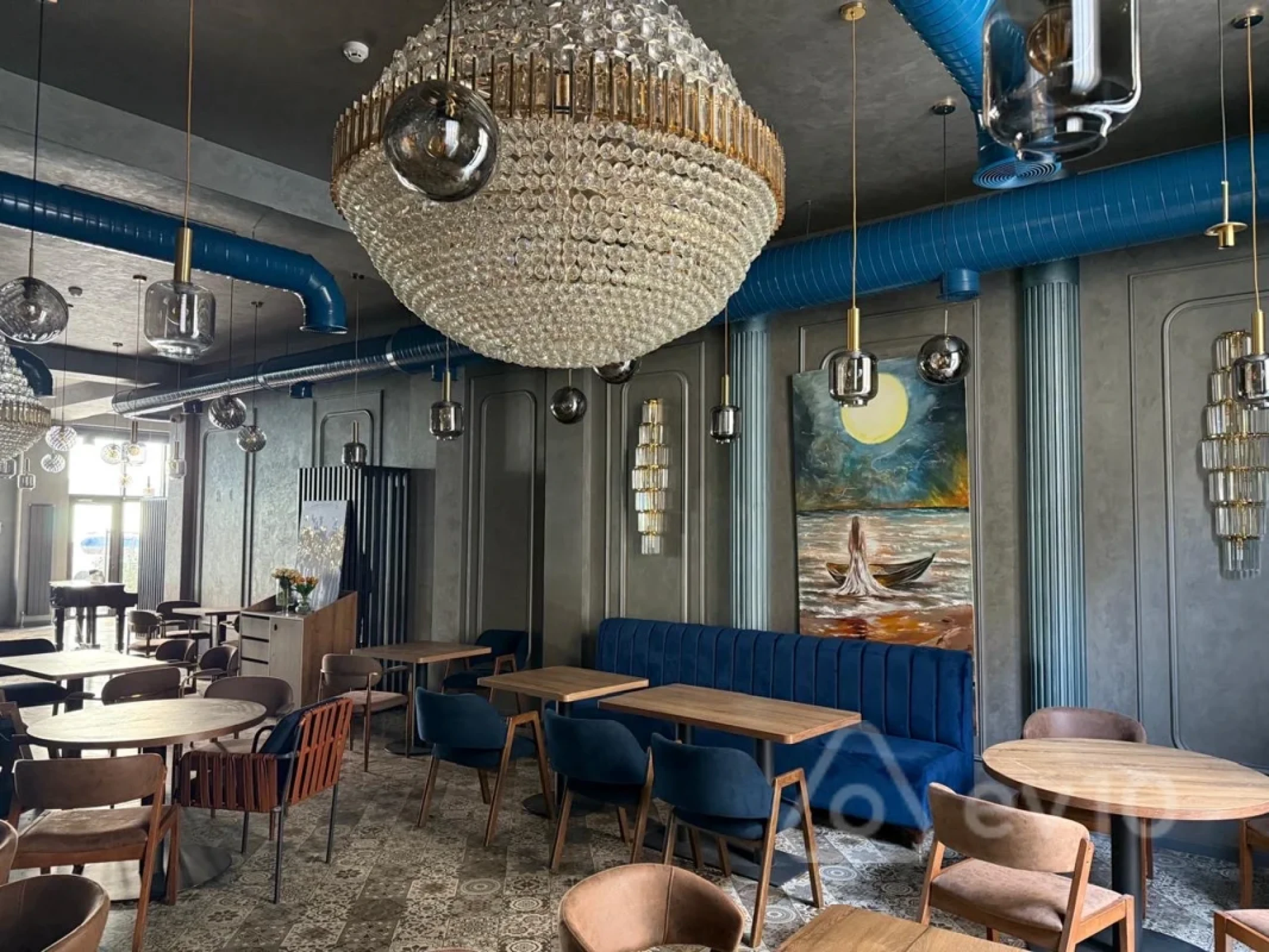 Kirayə verilir mənzil 200 m²