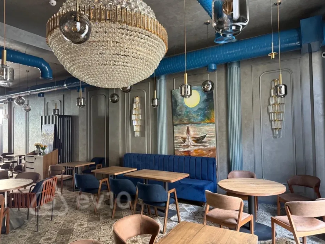 Kirayə verilir mənzil 200 m²