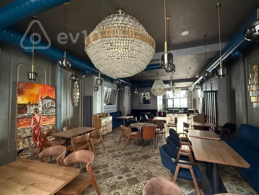 Kirayə verilir mənzil 200 m²