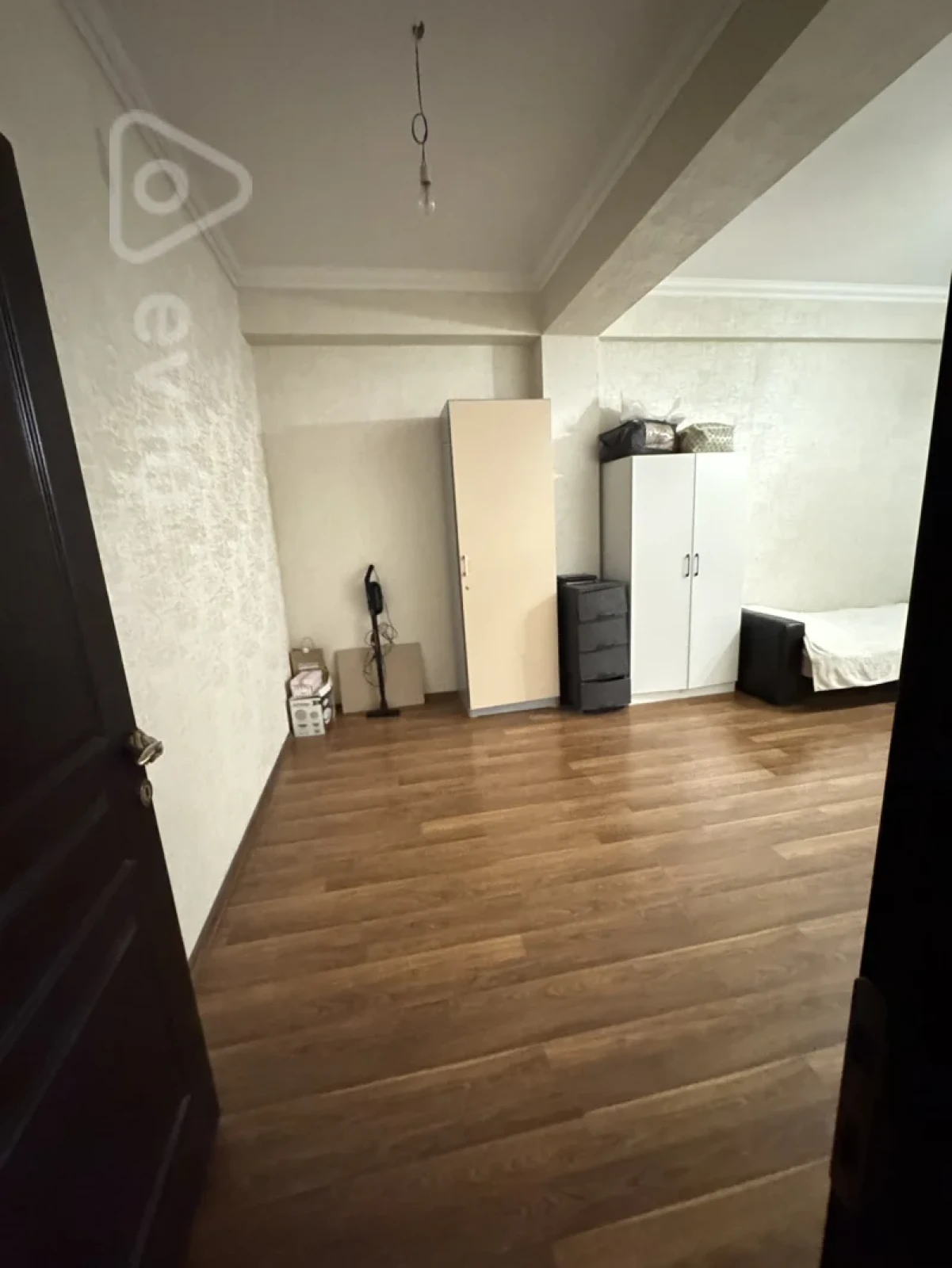 Kirayə verilir 2 otaqlı yeni tikili 80 m²