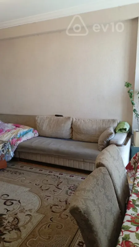 Kirayə verilir 3 otaqlı yeni tikili 120 m²