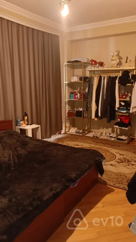 Kirayə verilir 3 otaqlı yeni tikili 120 m²