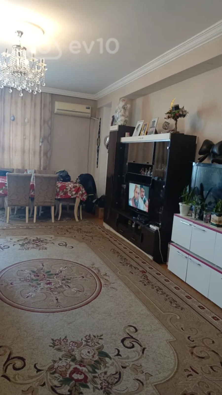 Kirayə verilir 3 otaqlı yeni tikili 120 m²