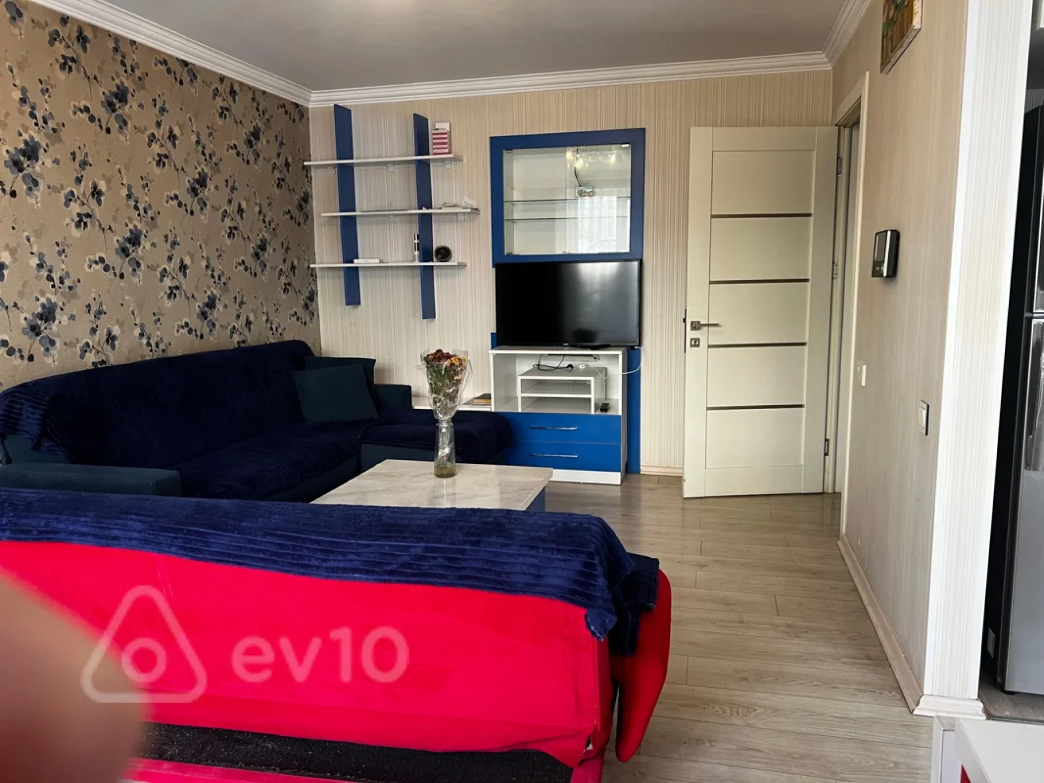 Kirayə verilir 3 otaqlı köhnə tikili 80 m²