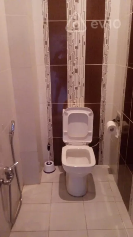 Kirayə verilir 2 otaqlı yeni tikili 70 m²