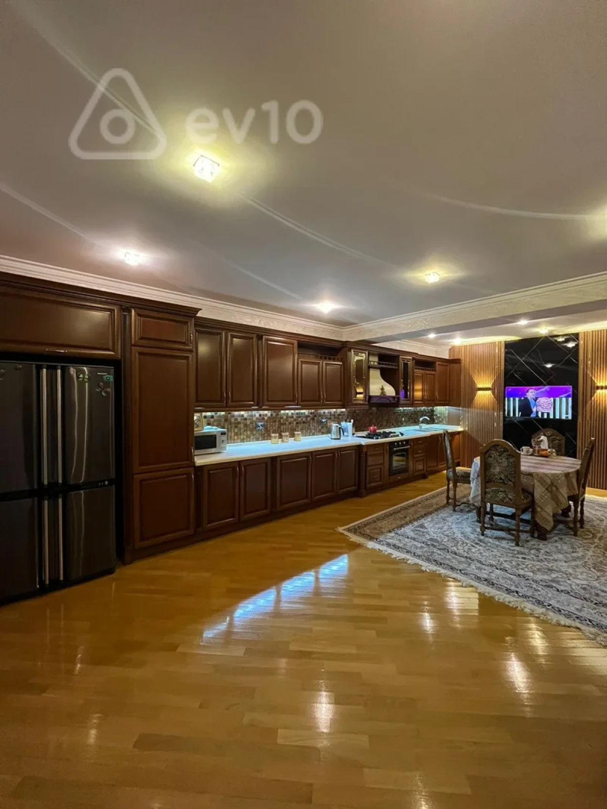 Satılır 4 otaqlı yeni tikili 225 m²