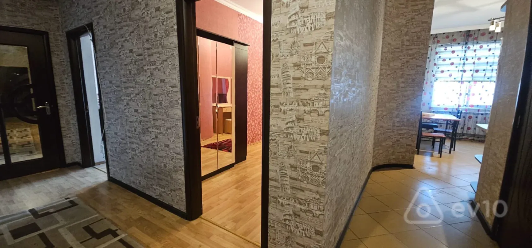 Kirayə verilir 2 otaqlı yeni tikili 87 m²