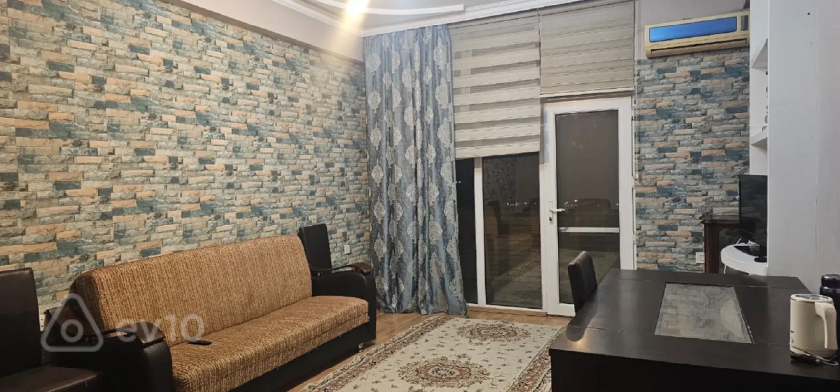 Kirayə verilir 2 otaqlı yeni tikili 87 m²