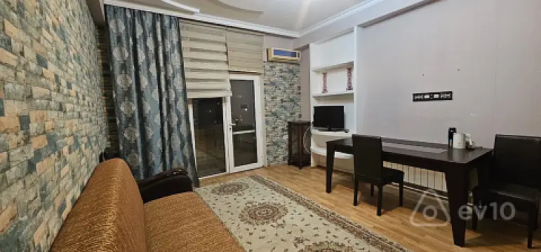 Kirayə verilir 2 otaqlı yeni tikili 87 m²