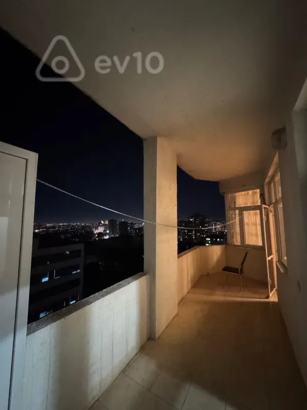 Kirayə verilir 3 otaqlı yeni tikili 167 m²