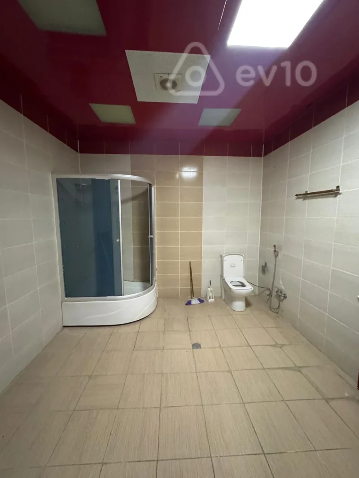 Kirayə verilir 3 otaqlı yeni tikili 167 m²